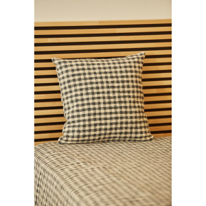 funda-de-cojin-a-cuadros-vichy-class-gris-oscuro