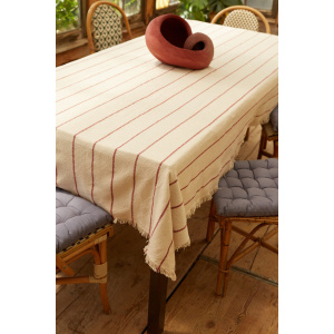 tablecloth-ploma-red-5