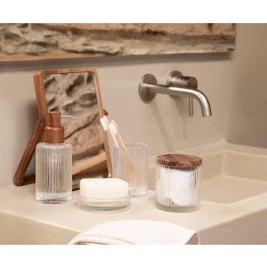 andrea-house-gyalino-bazo-mpanioy-acacia-glass-3